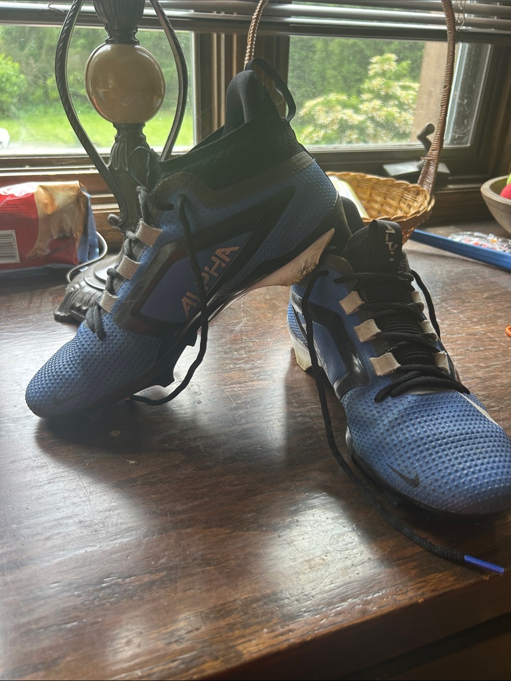 Nike Men’s 9 Alpha Menace Football Cleats